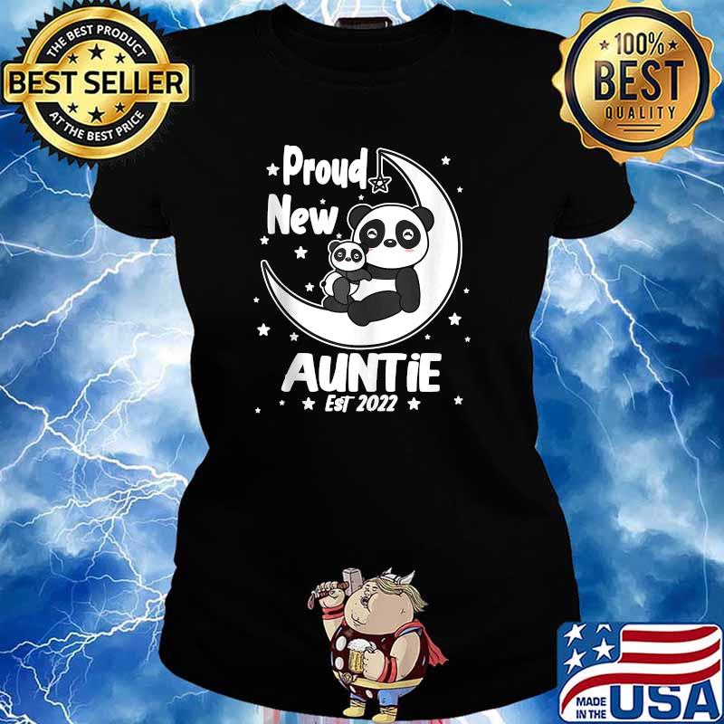 Panda Auntie Gift Proud New Auntie EST 2022 Cute T-Shirt Ladies tee