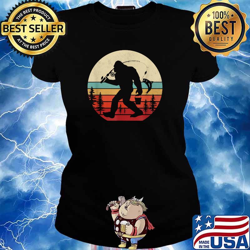 Bigfoot Fishing Sasquatch Fishermen Vintage T-Shirt Ladies tee