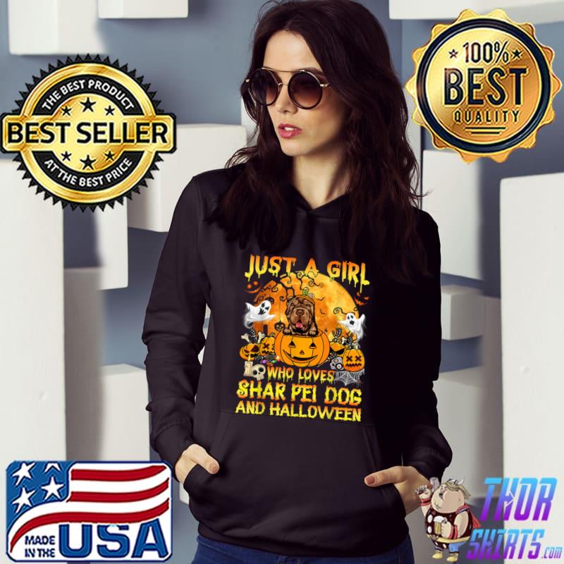 Just A Girl Who Loves Shar Pei Dog And Halloween T-Shirt