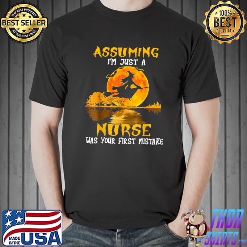 Nurse witch riding broom love nursing halloween costume T-Shirt