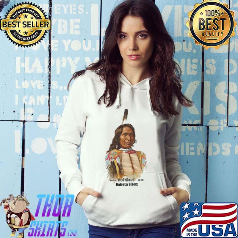 Red cloud dakota sioux vintage portrait ly allen ginter native American s Hoodie