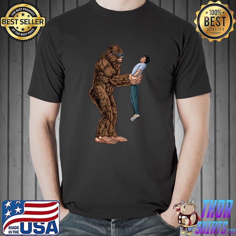 Bigfoot Found A Guy And Picked Him Up Sasquatch T-Shirt