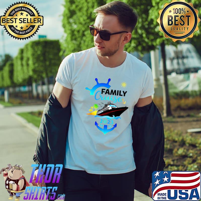 Cruise Family Vacation Matching Group Crew Squad 2023 Retro T-Shirt