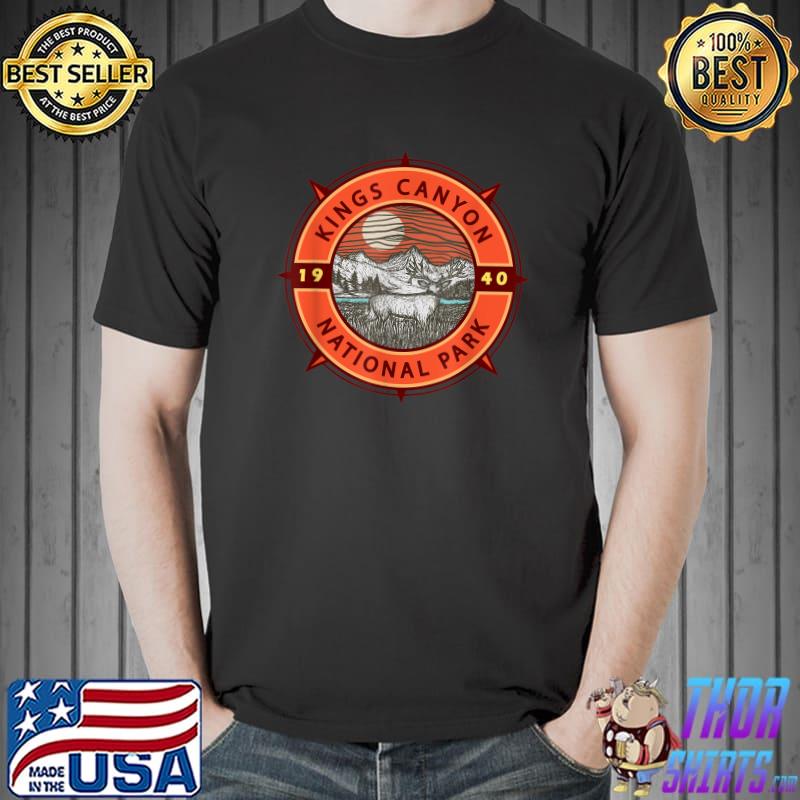 Kings Canyon National Park Mountain Mule Deer Retro Compass Emblem T-Shirt