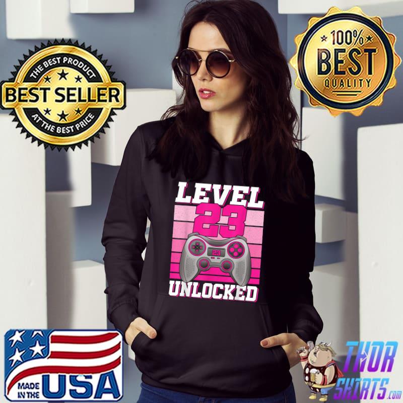 Level 23 Unlocked Gamer 23 Years Old 23rd Birthday Gaming Vintage Controller T-Shirt Hoodie
