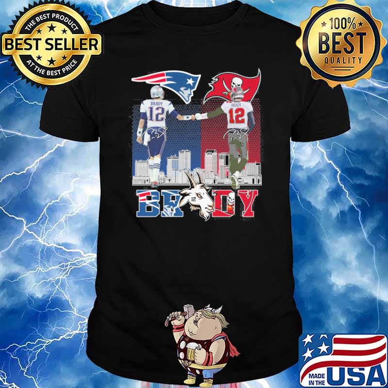 Tom Brady New England Patriots and Tampa Bay Buccaneers signatures shirt