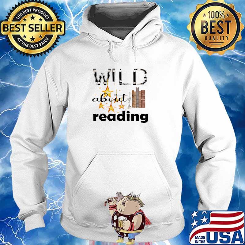 Premium wild about reading gift for wild lovers book lovers reading lovers stars T-Shirt