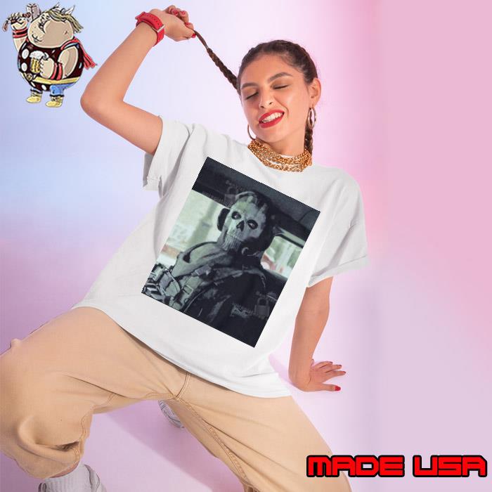 Call Of Duty Modern Warfare II Ghost Stare Shirt Ladies tee