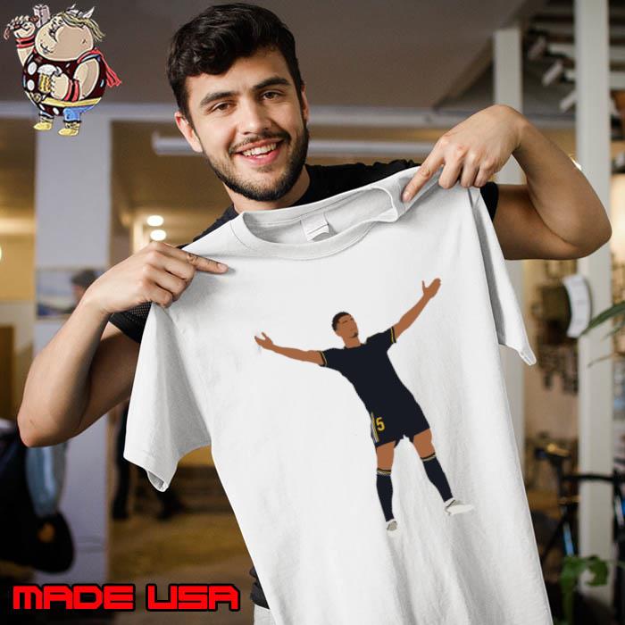Jude Bellingham Madrid an English professional footballer midfielder T-Shirt