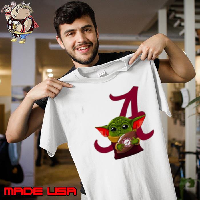 Baby Yoda Hug Atlanta Braves Football Shirt Unisex