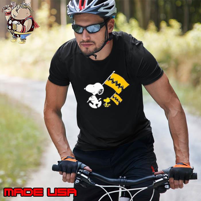 Snoopy And Woodstock Holding Flag Shirt Unisex