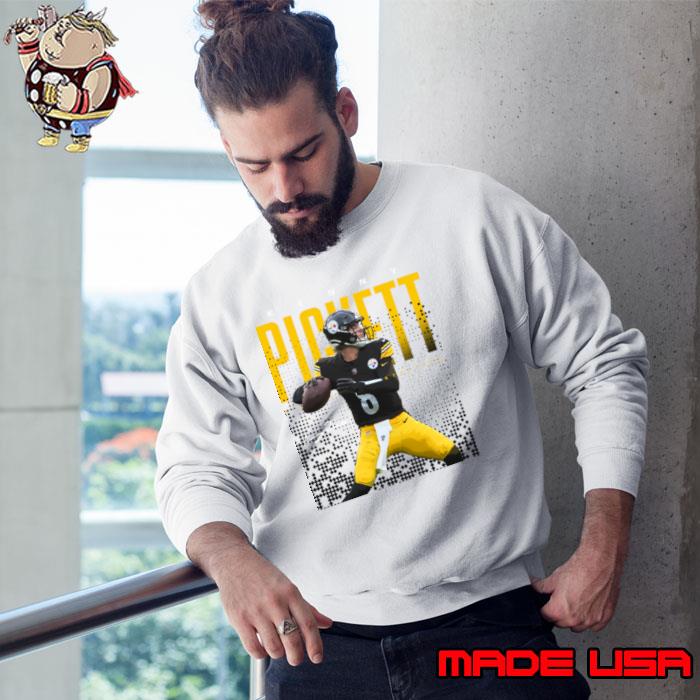 Kenny Pickett Signature American football quarterback for the Pittsburgh Steelers Superstar Pose T-Shirt Sweatshirt