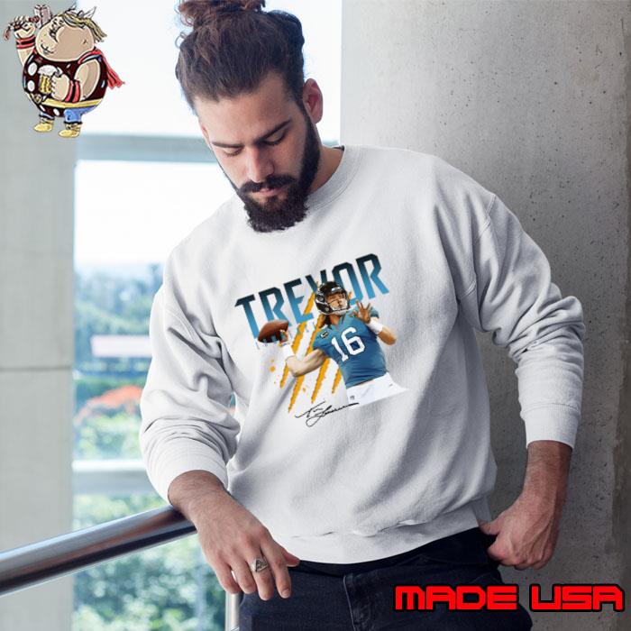 Trevor Lawrence American football quarterback for the Jacksonville Jaguars Signature T-Shirt Sweatshirt