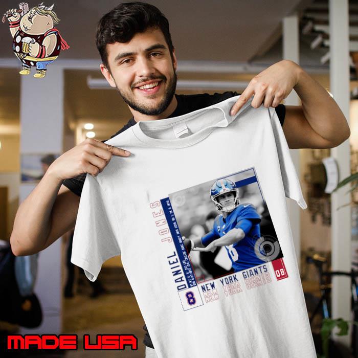 Daniel Jones American football quarterback for New York Giants T-Shirt Unisex
