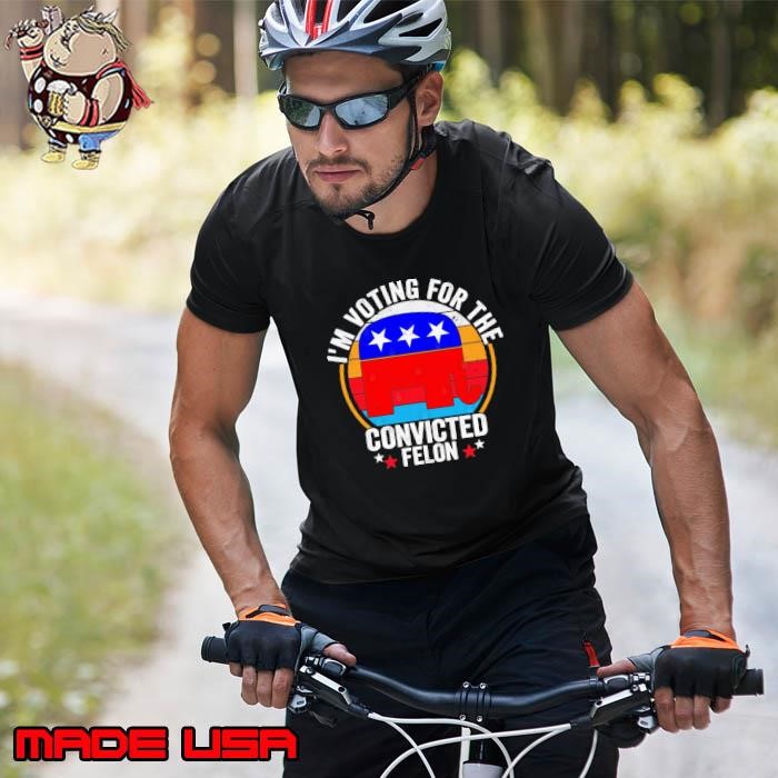 I'm Voting For The Convicted Felon Elephant 2024 Vintage Unisex