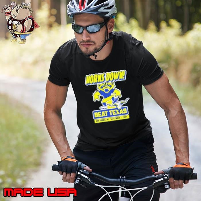 Horns Down Beat Texas Ann Arbor Mi Sep 7 2024 Michigan College Unisex