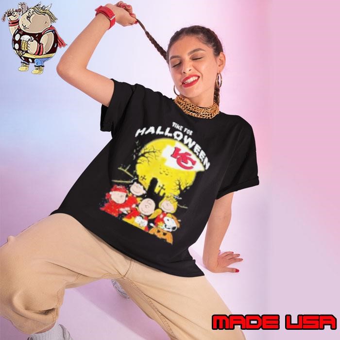 Kansas City Chiefs Snoopy Time For Halloween And The Chiefs Love Ladies tee