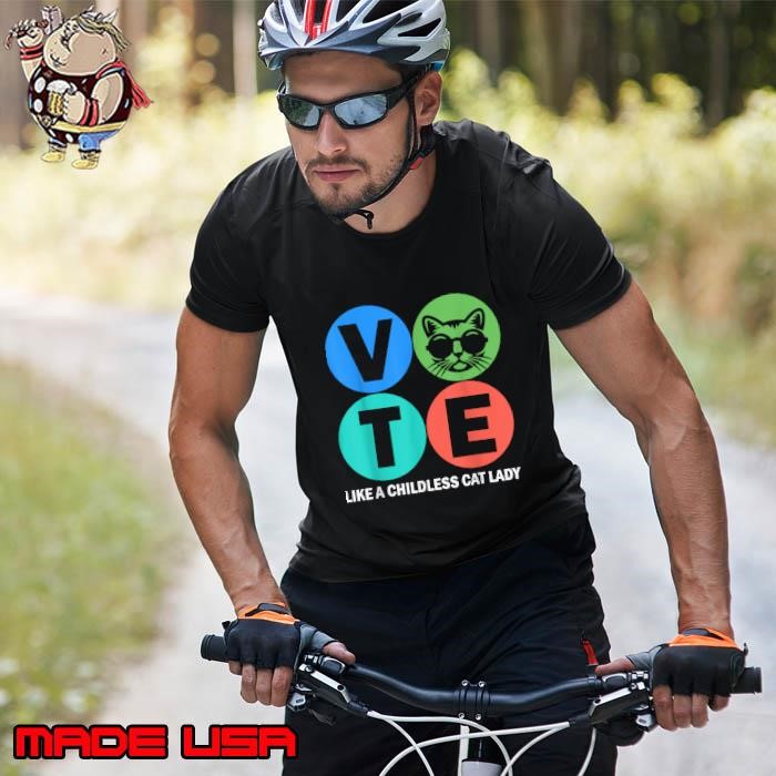 Retro Vote Like a Childless Cat Lady Is Voting Kamala 2024 Unisex