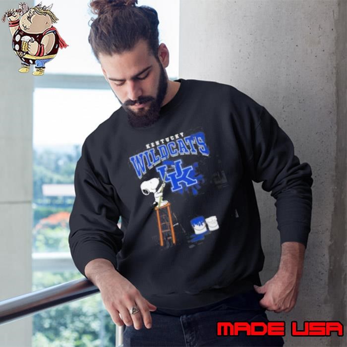 Kentucky Wildcats Snoopy Painting Sweatshirt