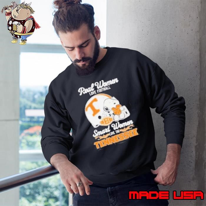 Real Women Love Football Smart Women Love The Tennessee Volunteers X Snoopy Sweatshirt