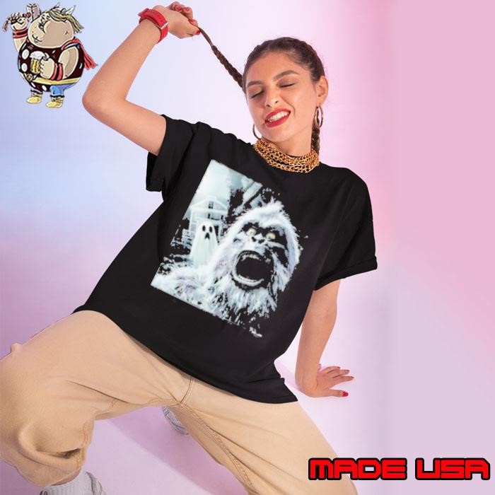 Bigfoot Sasquatch Yeti Ghost Funny Halloween Ladies tee