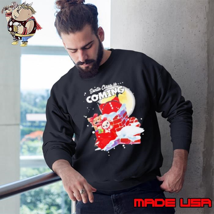 Chihuahua Santa Is Coming Merry Christmas Sweatshirt