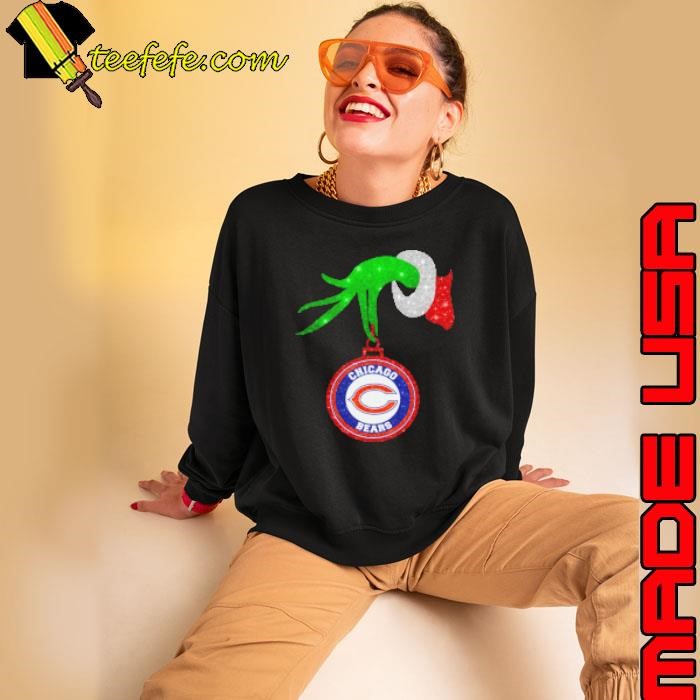Grinch Hand Holding Chicago Bears Christmas Sweatshirt