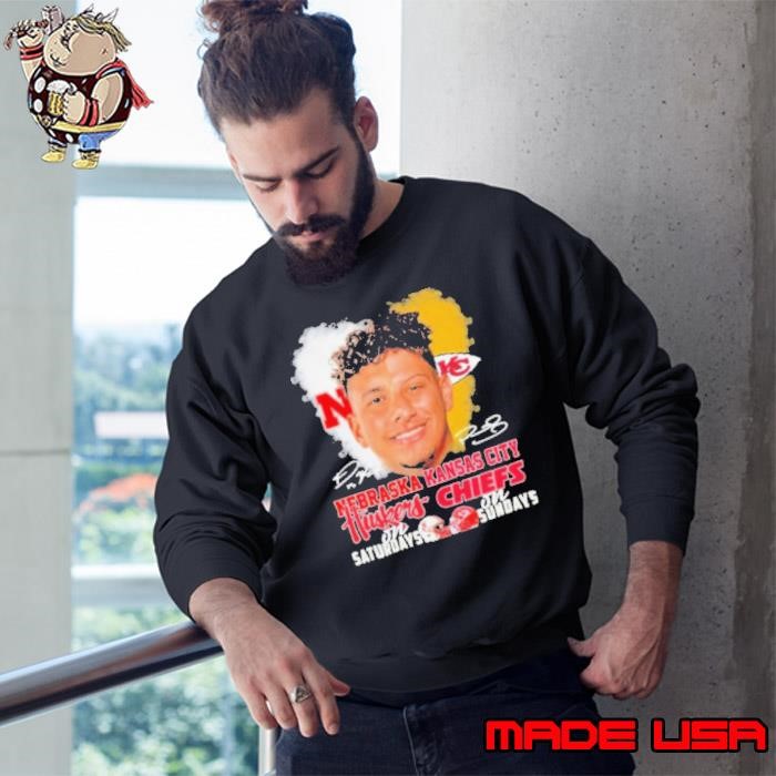Raiola Mahomes Faces Huskers On Saturdays X Chiefs On Sundays Signatures Sweatshirt