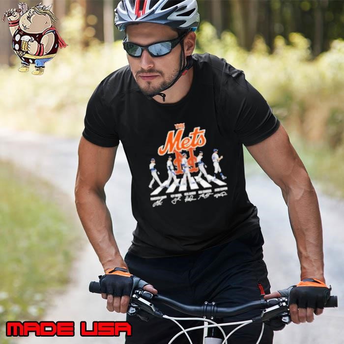 The New York Mets Baseball Walking Signatures 2024 Unisex