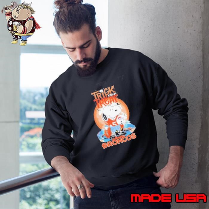 Trick Treat Snoopy Teams Denver Broncos Halloween Sweatshirt