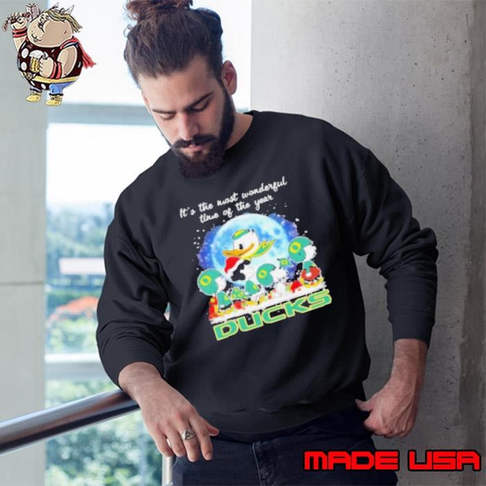 It's The Most Wonderful Time Of The Years Peanuts Characters X Oregon Ducks Merry Christmas Sweatshirt