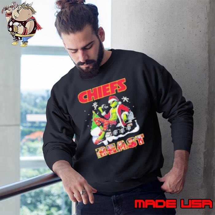 Official Santa Grinch Gymmer Kansas Chiefs NFL 2025 Beast Christmas Sweatshirt