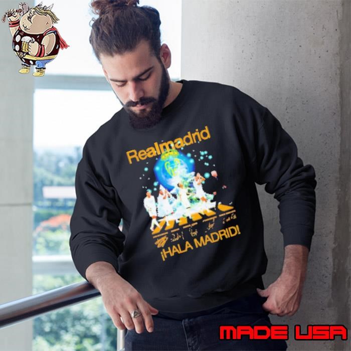 Real Madrid CF all team abbey road Merry Christmas signature Sweatshirt