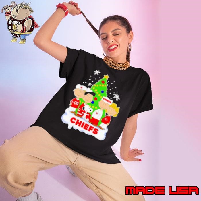 Snoopy and friends Kansas City Chiefs Merry Christmas tree Ladies tee