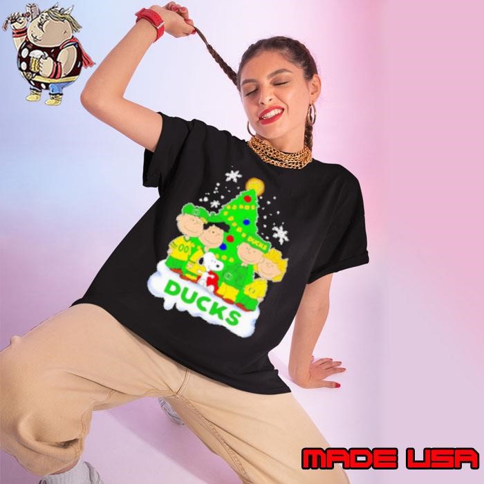 Snoopy and friends fans of Oregon Ducks Merry Christmas Ladies tee