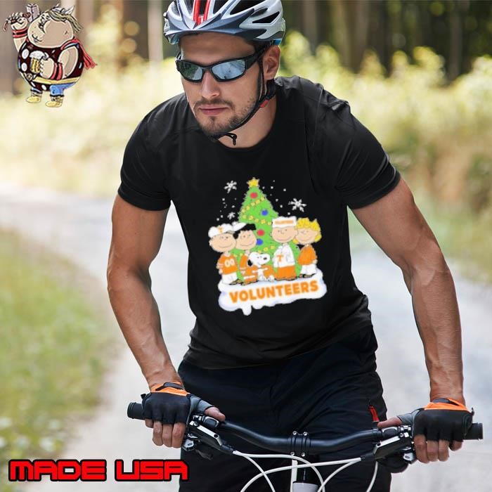 Tennessee Volunteers x Snoopy And Friends Christmas 2024 Unisex
