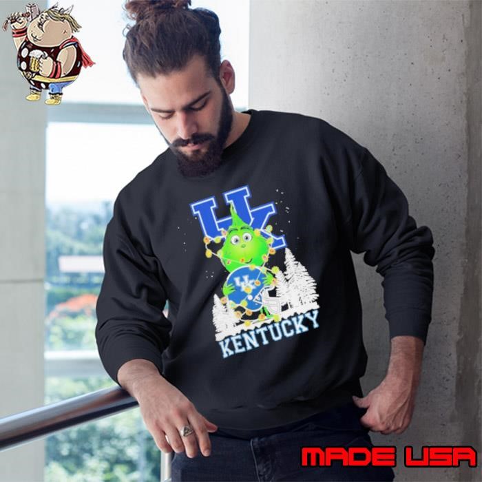 The Grinch Hug Kentucky Wildcats Helmet Christmas Sweatshirt