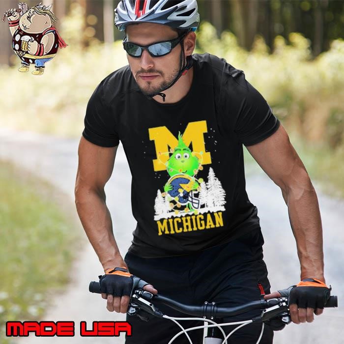 The Grinch Hug Michigan Wolverines Helmet Christmas Unisex