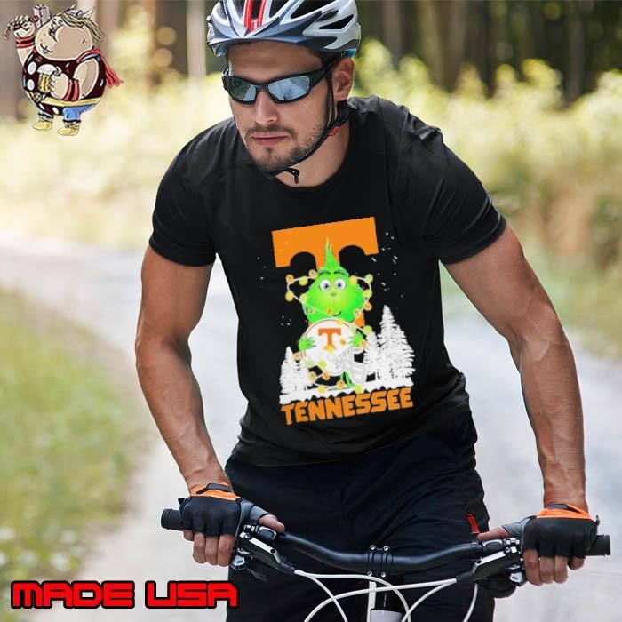 The Grinch Hug Tennessee Volunteers Helmet Christmas Unisex