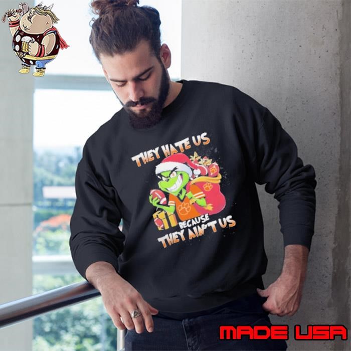 They Hate Us Because They Ain’t Us Grinch X Clemson Tigers Football Christmas Sweatshirt