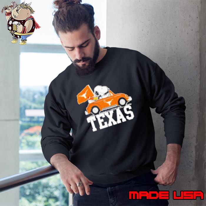 Snoopy and Woodstock driving car Texas Longhorns Sweatshirt