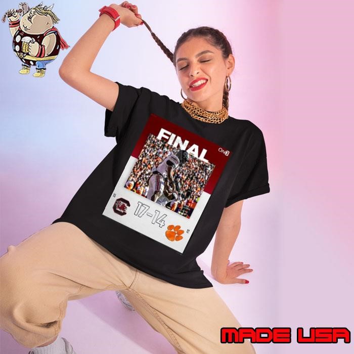 South Carolina Gamecocks Wins 17-14 Clemson Tigers 2024 Ladies tee