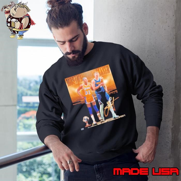 Denver Nuggets Nikola Jokić passing Magic Johnson Most Valuable Player signature Sweatshirt