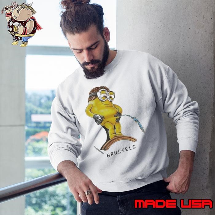 Minion pee brussels Sweatshirt