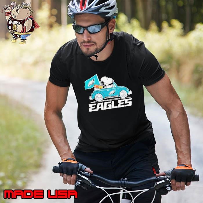 Snoopy And Woodstock Driving Car Philadelphia Eagles The Peanuts  shirts Unisex