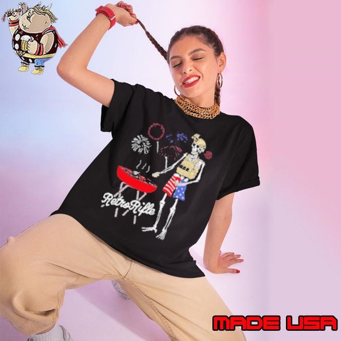 Grillin Retro Rifle Skeleton BBQ Ladies tee