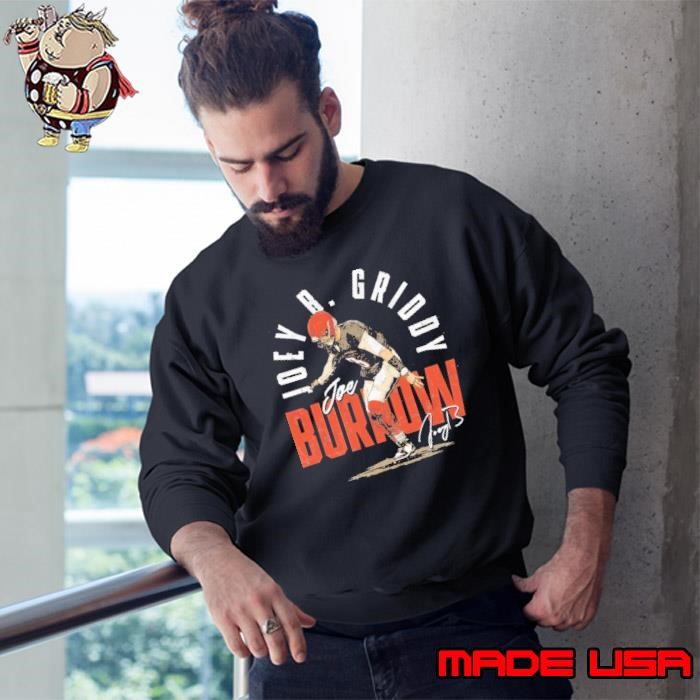 Joe Burrow American professional football quarterback Cincinnati Griddy Celly Signature Sweatshirt