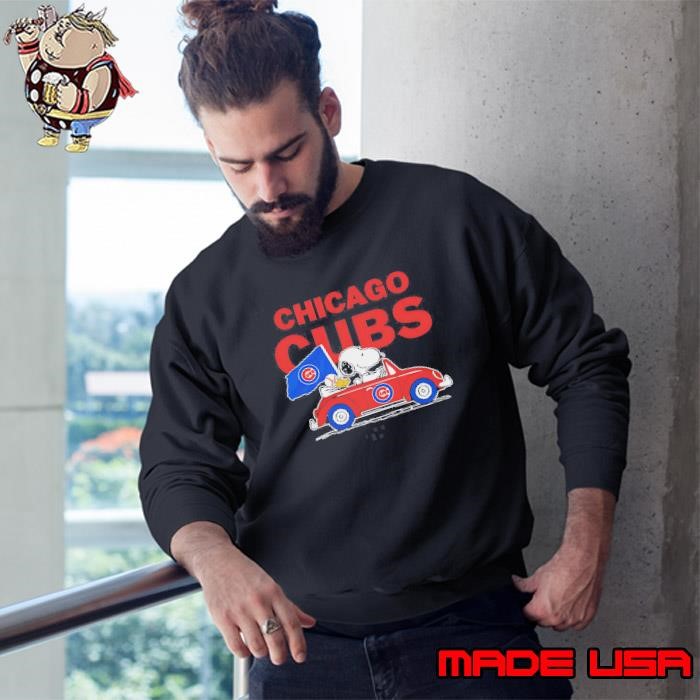 Chicago Cubs Snoopy Go By Car Sweatshirt
