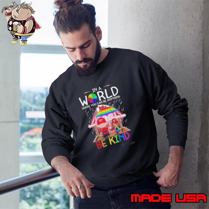 Kansas City Chiefs Snoopy Peanuts In A World Where You Can Do Anything Be Kind 2025 Sweatshirt