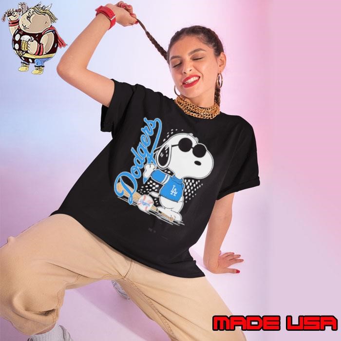 Los Angeles Dodgers X Snoopy Pose Ladies tee